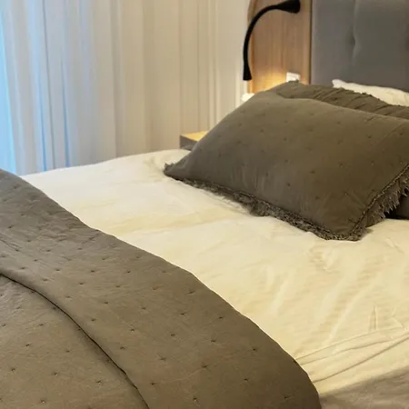 Apartment Cracow Old Town Luxury Apartments, Pool & Gym & Sauna & Parking & 24h Self Check-in Krakow
