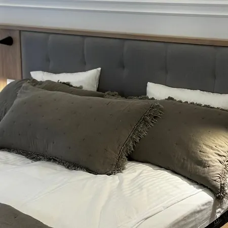 Cracow Old Town Luxury Apartments, Pool & Gym & Sauna & Parking & 24h Self Check-in Krakow
