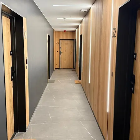 Cracow Old Town Luxury Apartments, Pool & Gym & Sauna & Parking & 24h Self Check-in *