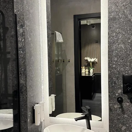 Apartment Cracow & Self Check In & Free Parking