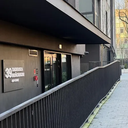 Apartment Cracow Old Town Luxury Apartments, Pool & Gym & Sauna & Parking & 24h Self Check-in *