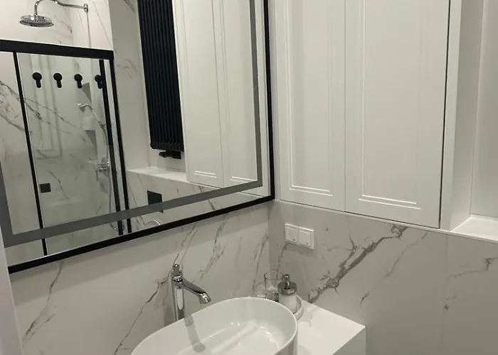 Cracow & Self Check In & Free Parking Apartment *