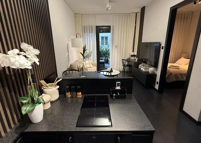 Cracow & Self Check In & Free Parking